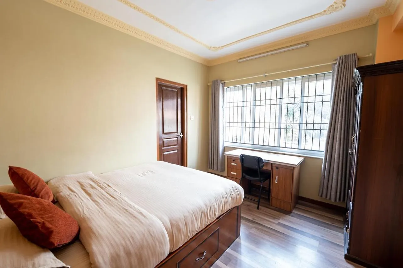 Shine Homestay Famille Francophone - Shine Home And Apartment Kathmandu 0*,