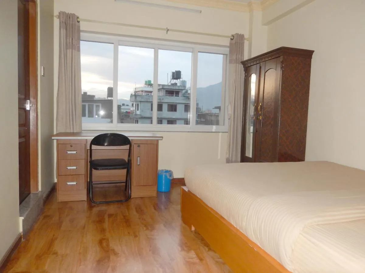 Shine Homestay Famille Francophone - Shine Home And Apartment Kathmandu 0*,  Nepal
