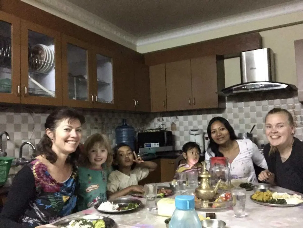 Shine Homestay Famille Francophone - Shine Home And Apartment Kathmandu