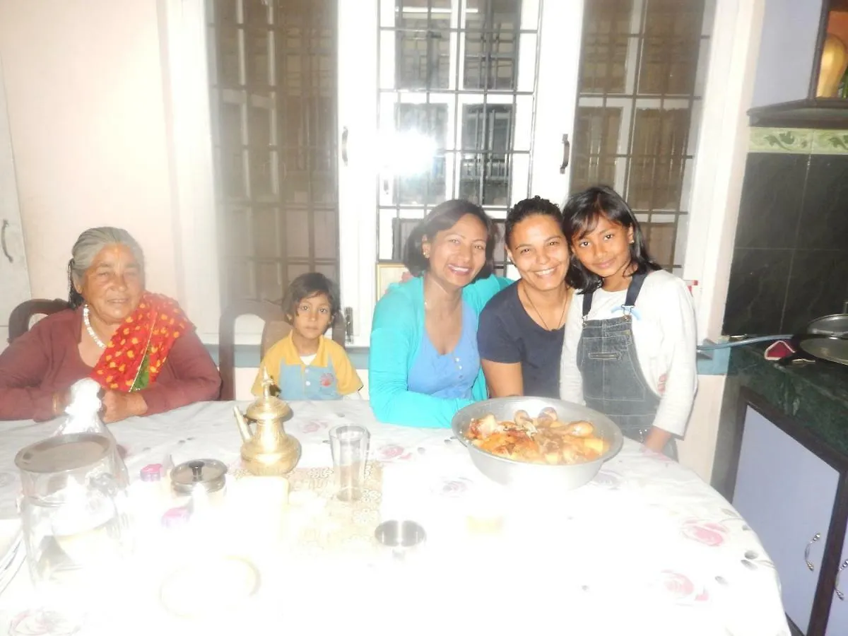 Shine Homestay Famille Francophone - Shine Home And Apartment Kathmandu