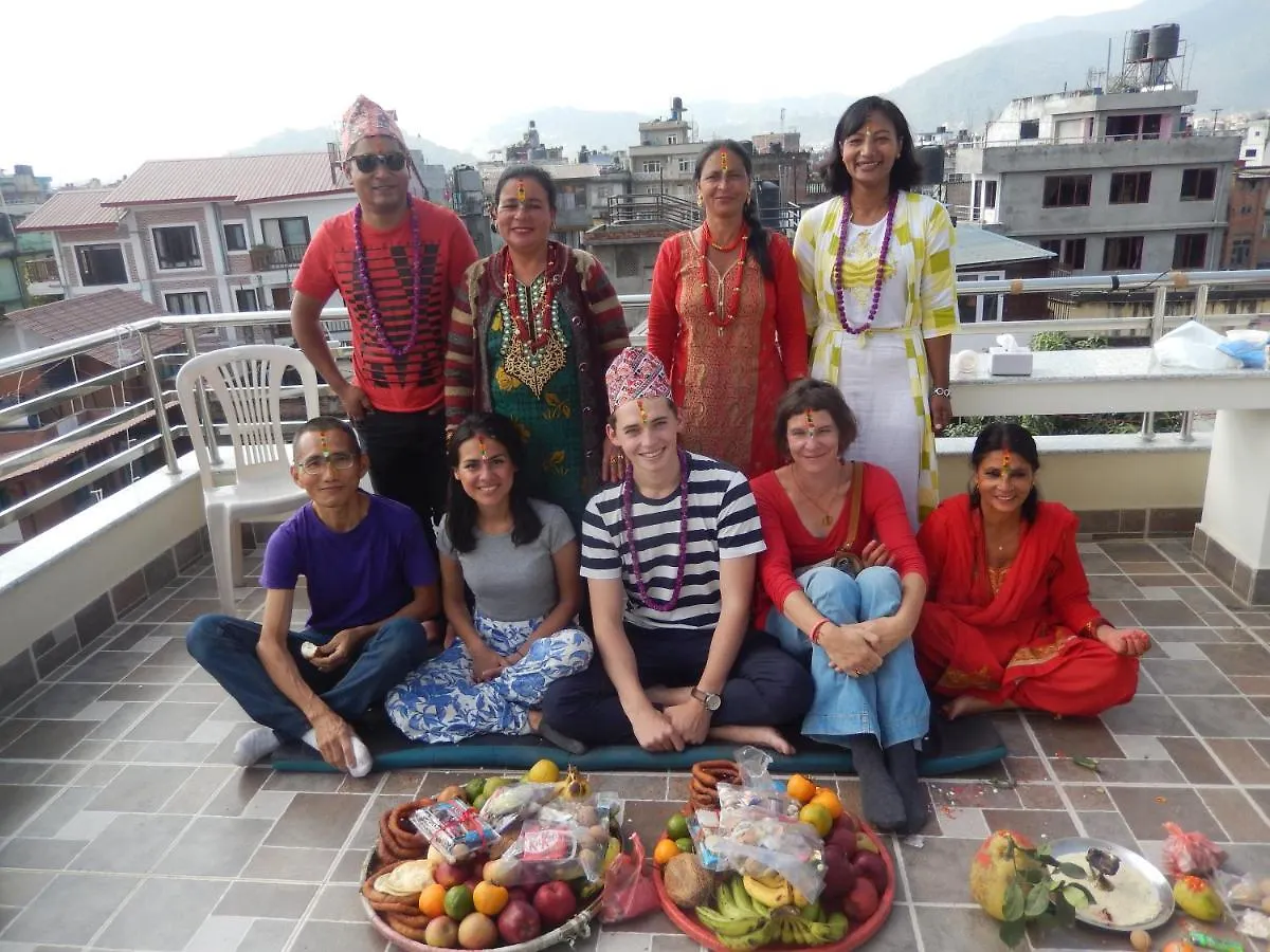 Shine Homestay Famille Francophone - Shine Home And Apartment Kathmandu